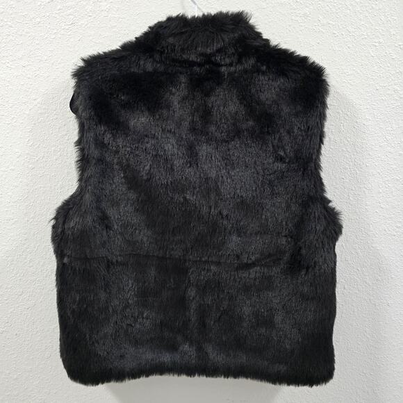 Women’s Black Faux Fur Vest Zip Front Sleeveless Jacket Winter Outfit Gilet M - Picture 8 of 8